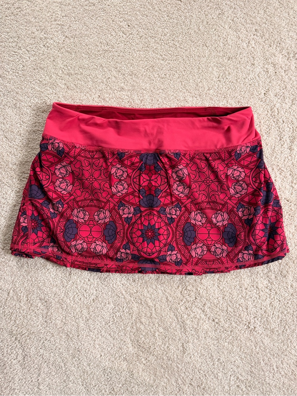 Lululemon Pacesetter Skirt in Unique Red Mosaic Pattern